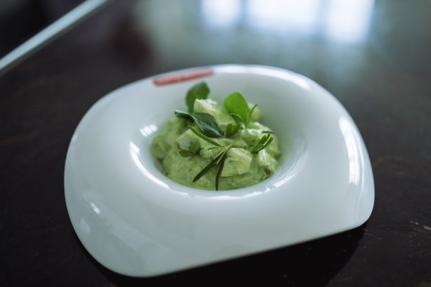 sepia con mayonesa verde