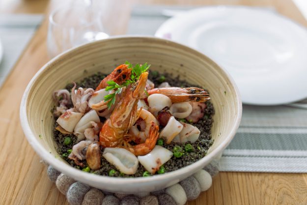 couscous-tinta-preparado-mar