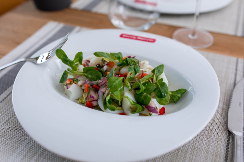 ensalada-sepia-vapor-aguacate